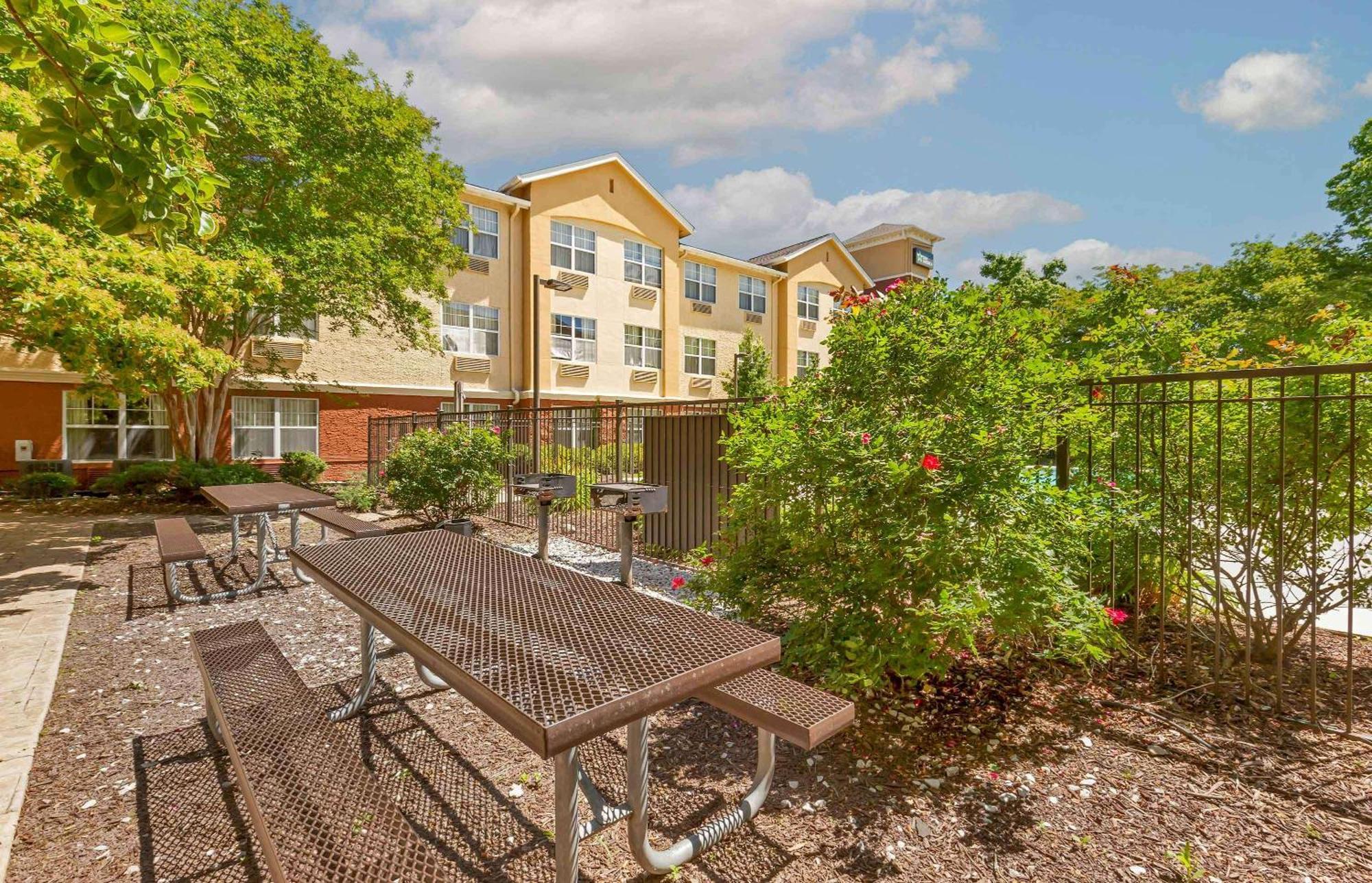 Extended Stay America Suites - Raleigh - Rtp - 4919 Miami Blvd دورهام المظهر الخارجي الصورة